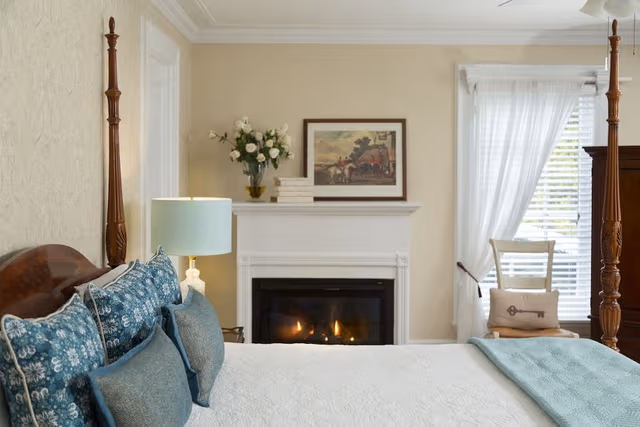 Deluxe King Room, Sitting Area, Private Bathroom, RM-3
