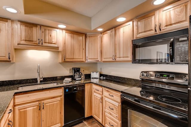 Condo, 1 Bedroom