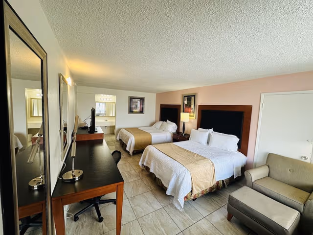 Standard Room, 2 Double Beds, Smoking