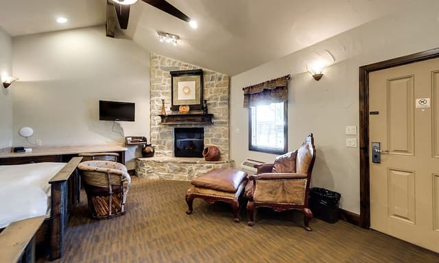Premium 2 Queen Cabin