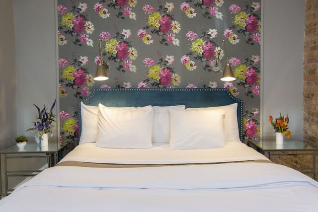 Room, 1 King Bed (Schiller)