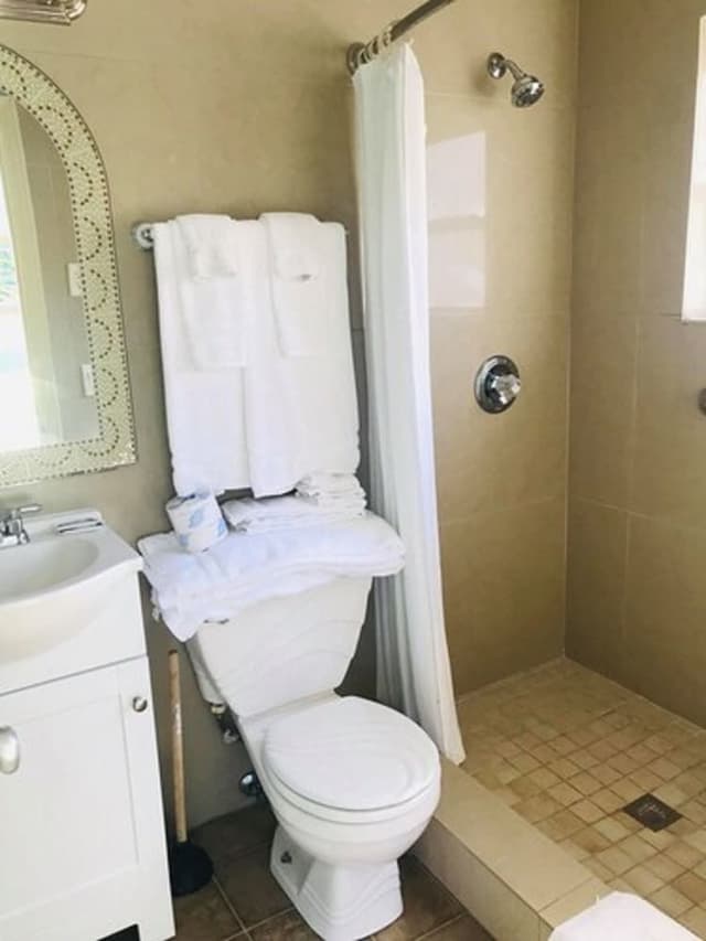 Standard Room, 2 Double Beds, Non Smoking