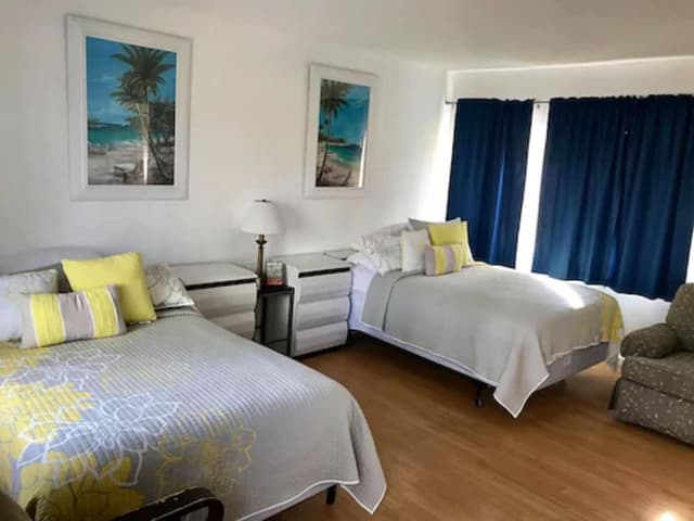 Standard Room, 2 Double Beds, Non Smoking