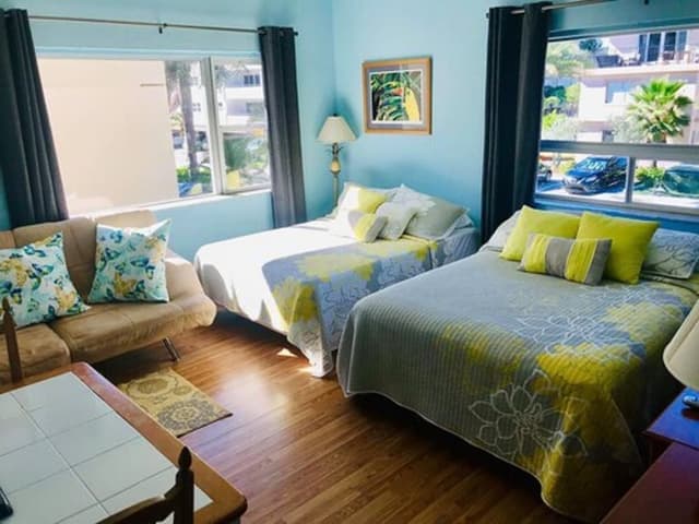Standard Room, 2 Double Beds, Non Smoking