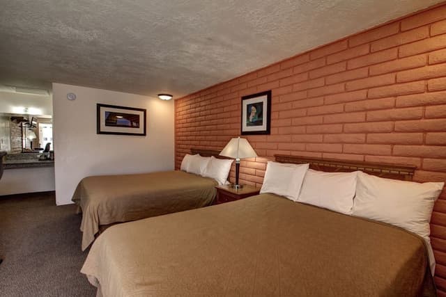 Standard Room, 2 Queen Beds