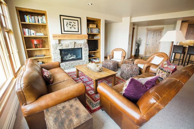 Luxury Condo, 2 Bedrooms
