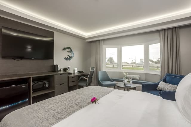 Deluxe Room, 1 King Bed