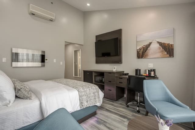 Premium Room, 1 Queen Bed