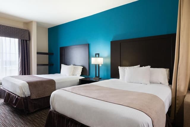 Deluxe Studio, 2 Queen Beds