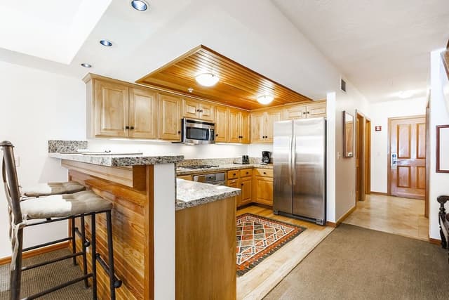 1-Bedroom Condominium with Spa #202