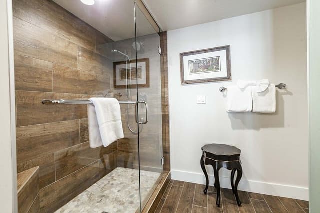 2-Bedroom Condominium with Spa #210