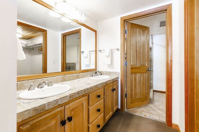 1-Bedroom Condominium with Spa #202