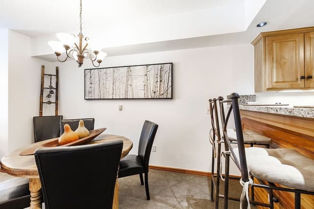 1-Bedroom Condominium with Spa #202