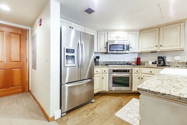 2-Bedroom Condominium with Spa #210