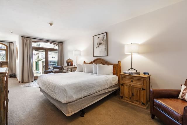 1-Bedroom Condominium with Spa #202