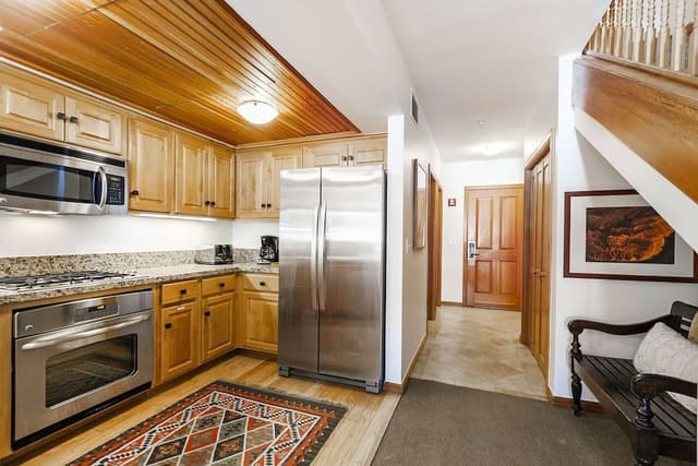 1-Bedroom Condominium with Spa #202