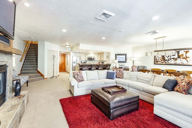 2-Bedroom Condominium with Spa #210