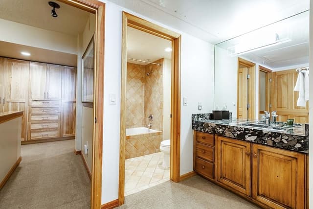 2-Bedroom Condominium with Spa #210