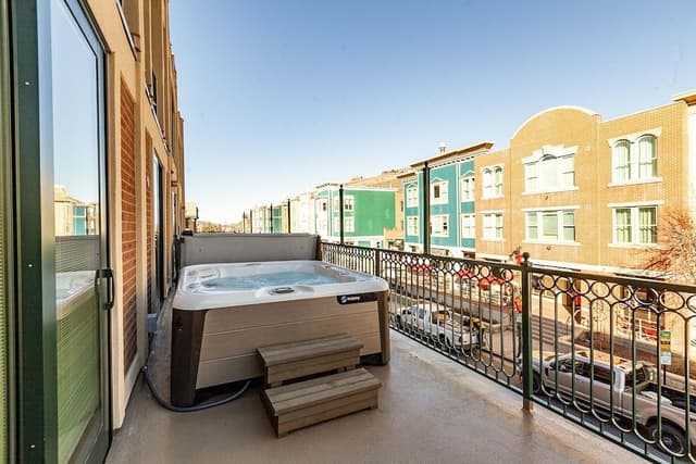 2-Bedroom Condominium with Spa #210