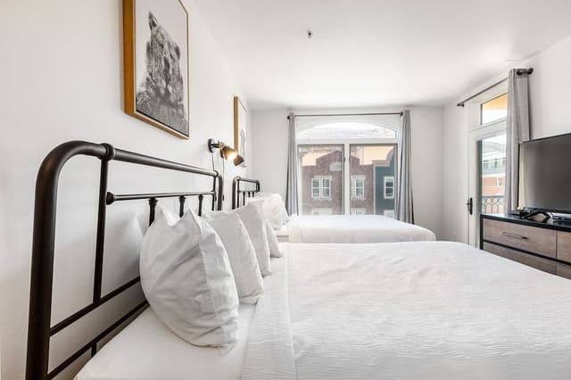 2-Bedroom Condominium with Spa #209