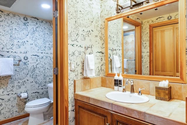 3-Bedroom Condominium with Spa #212