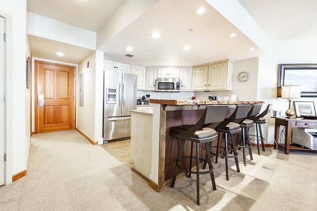2-Bedroom Condominium with Spa #210