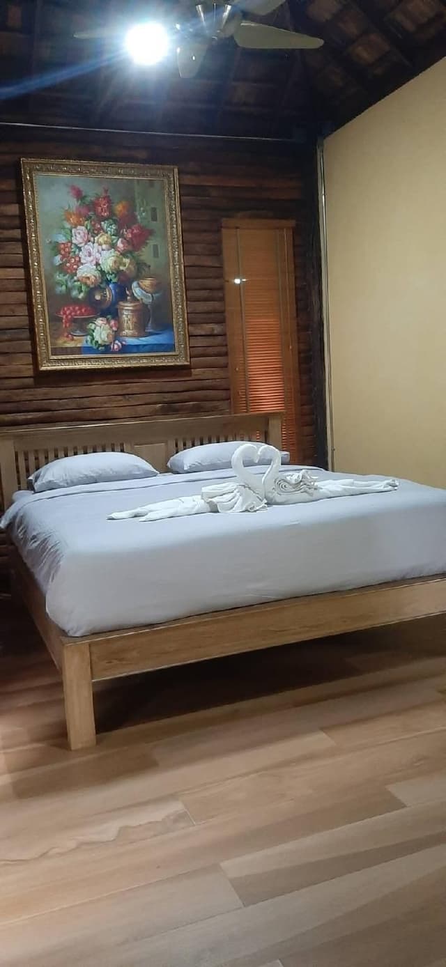 1-Bedroom Residence with Balcony