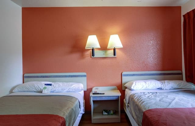 Standard Room, 2 Double Beds, Non Smoking