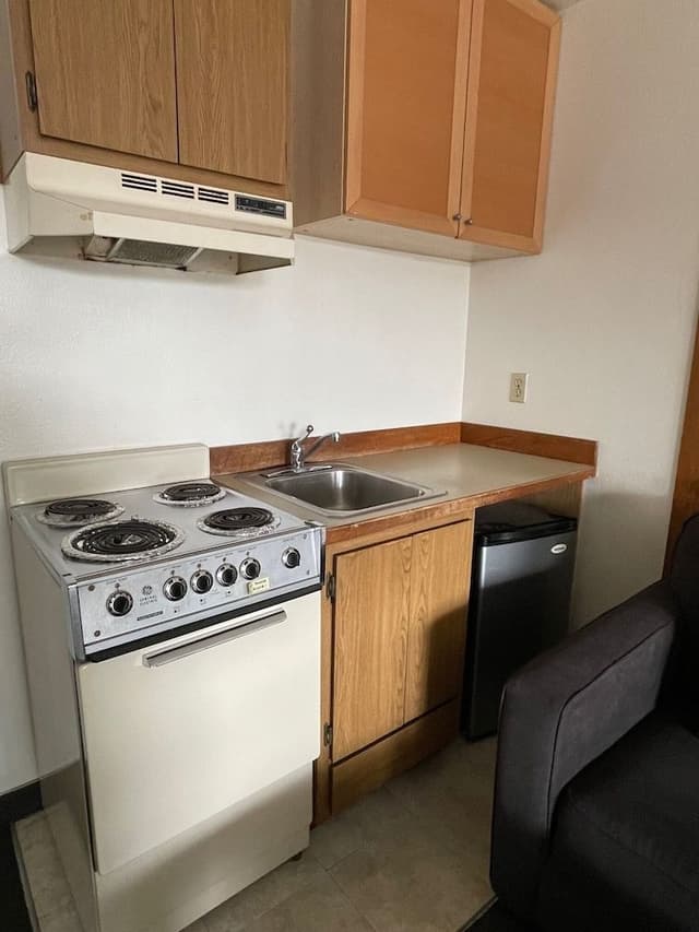 Standard Room, 2 Queen Beds, Kitchenette