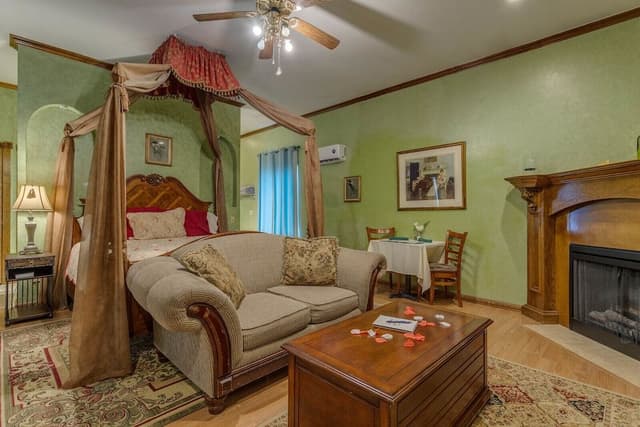 Emerald Dream Suite