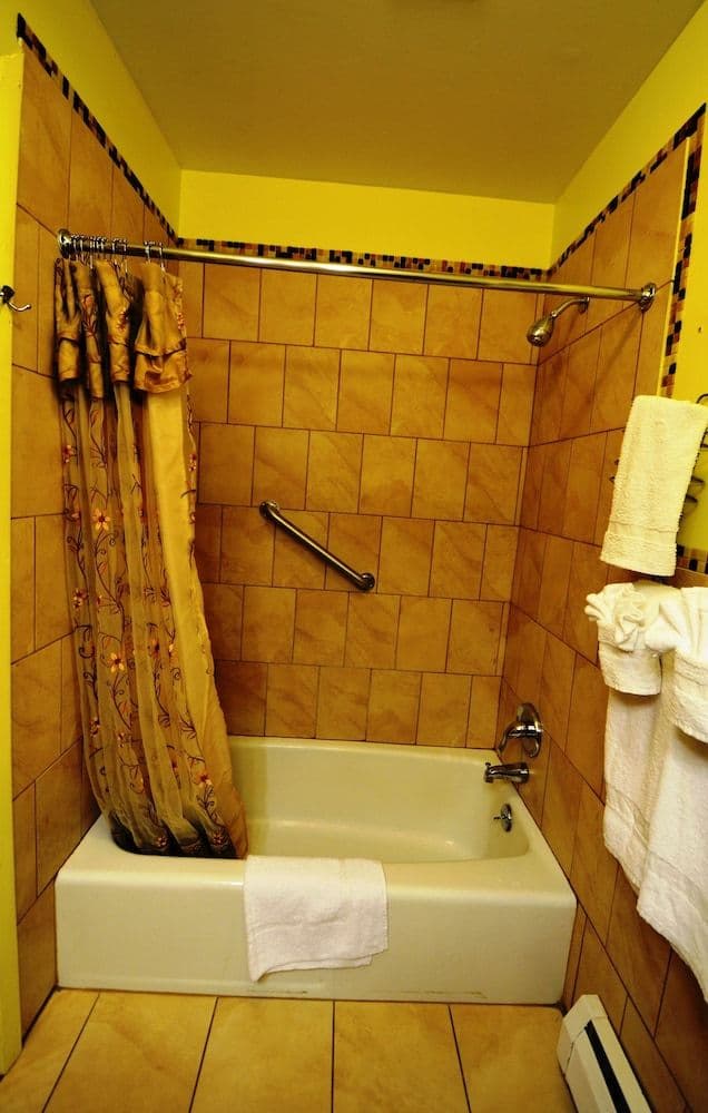 Standard Room, 2 Queen Beds