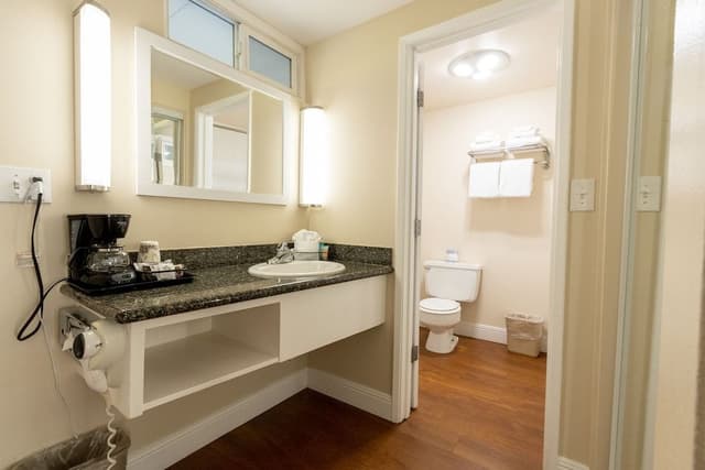 Signature Room, 2 Queen Beds Ground Floor, Patio (2 Queen Beds nonsmoking)
