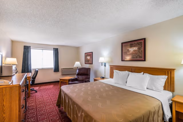 Standard Room, 1 King Bed, Non Smoking