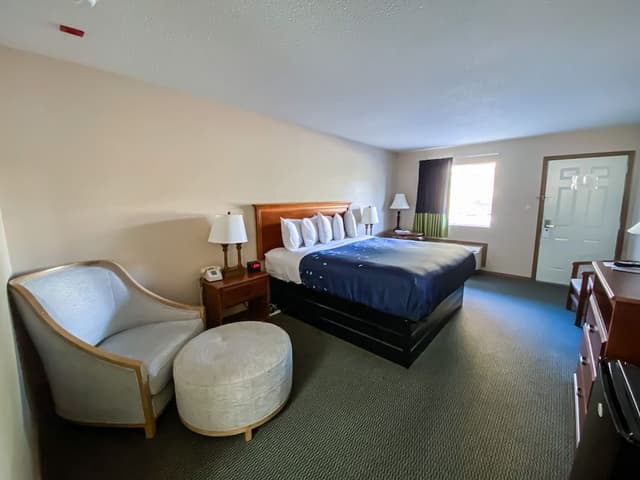 Deluxe Room, 2 Queen Beds, Mobility Accessible, Ground Floor