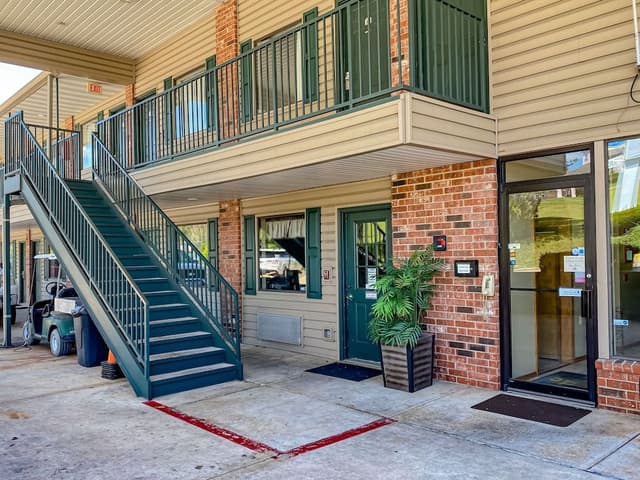 Deluxe Room, 2 Queen Beds, Mobility Accessible, Ground Floor