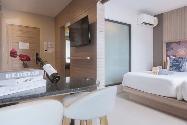 Grand Deluxe Room