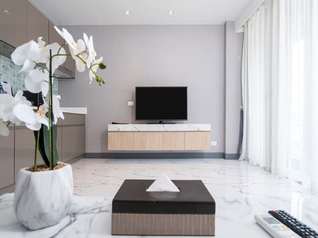Studio Room