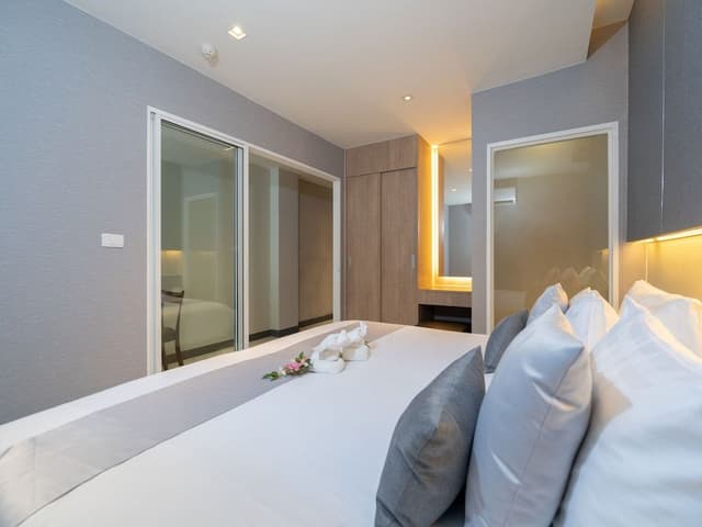 Studio Room
