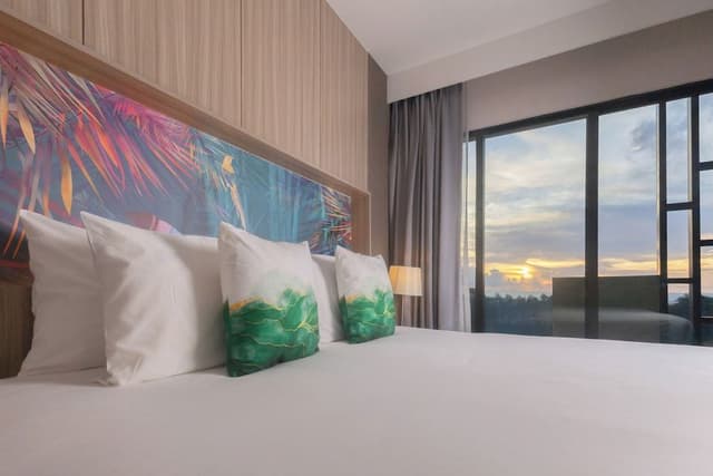 Grand Deluxe Sunset View