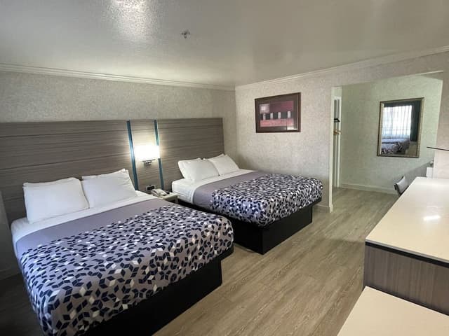 Standard Double Room, 2 Queen Beds