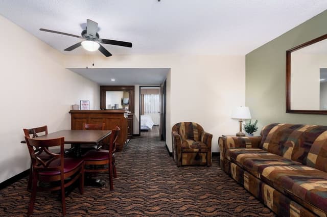 Suite, Non Smoking