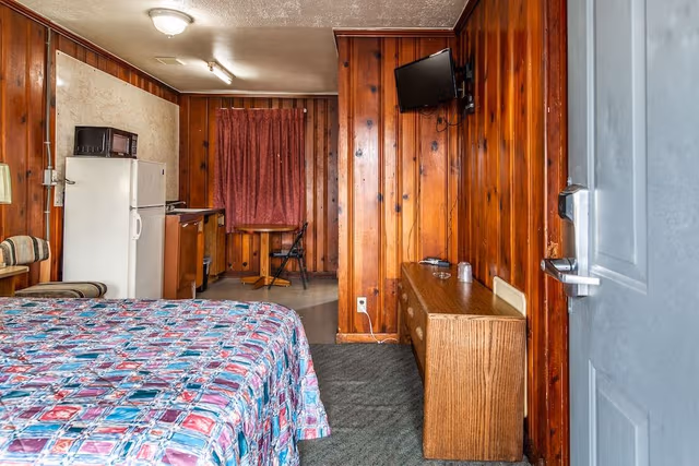 Single Room, 1 Double Bed, Smoking