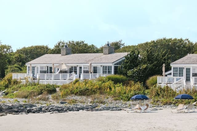 Superior Beach House