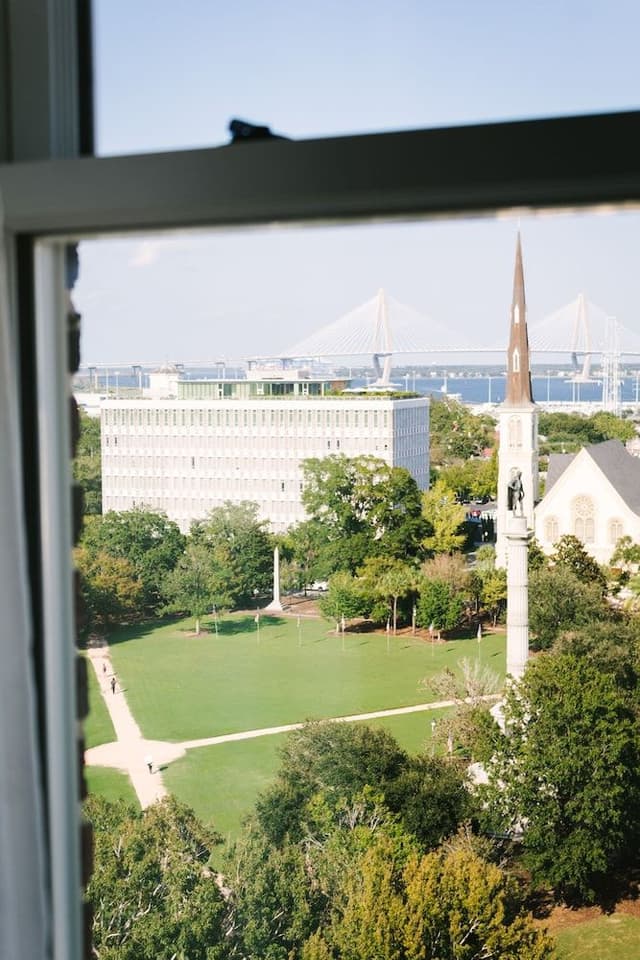 Deluxe Room, 1 King Bed, Harbor View