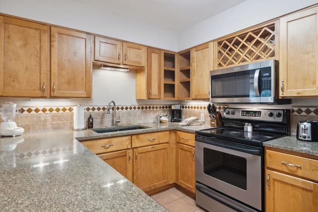 Standard Condo, 2 Bedrooms