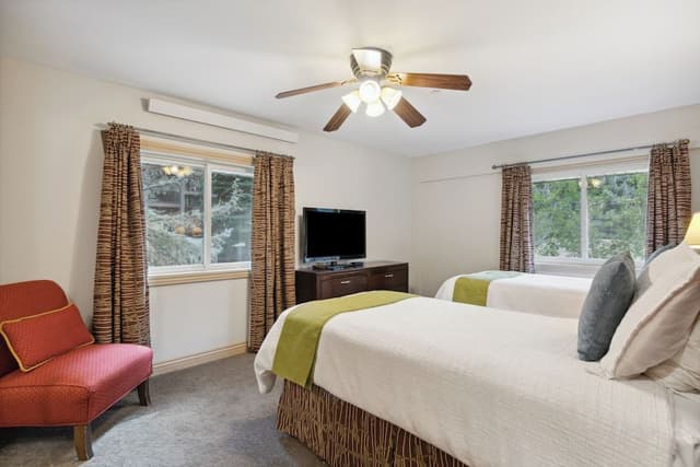 Standard Condo, 3 Bedrooms