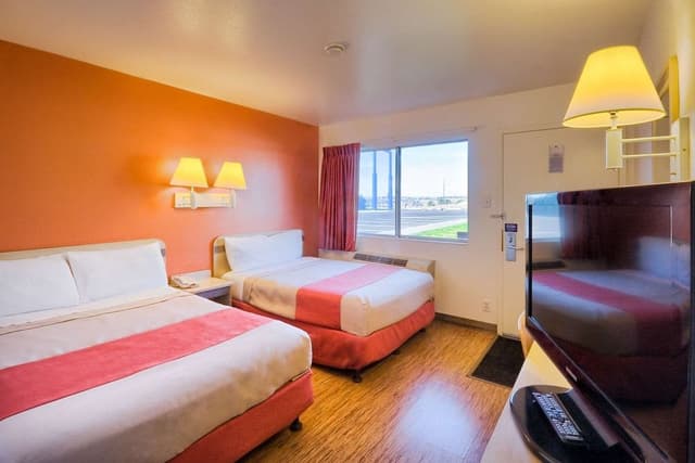 Deluxe Room, 2 Double Beds, Non Smoking, Refrigerator & Microwave