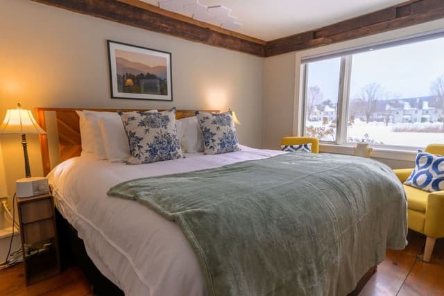 Comfort Double Room, Fireplace, Mountain View (Mt Clark)