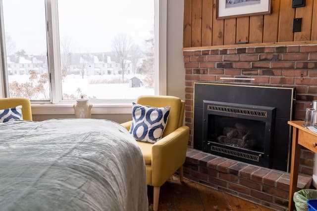 Comfort Double Room, Fireplace, Mountain View (Mt Clark)