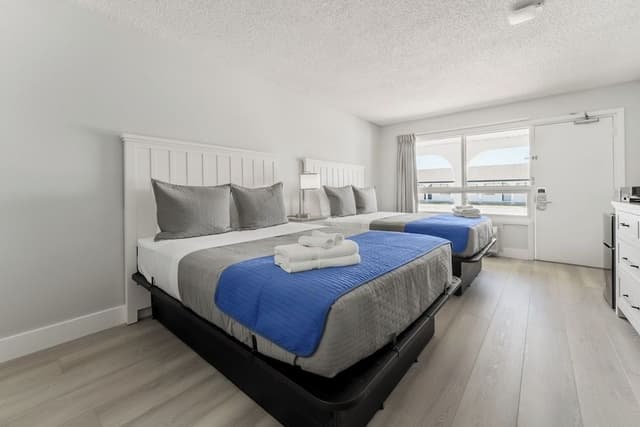 COURTYARD room, 2 Queen Beds, Across the street from the Beach